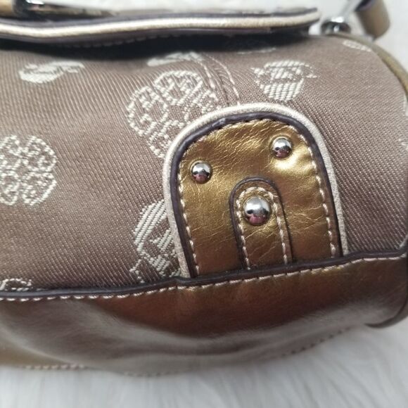 Gena De Rossi Shoulder Bag. - Picture 6 of 13